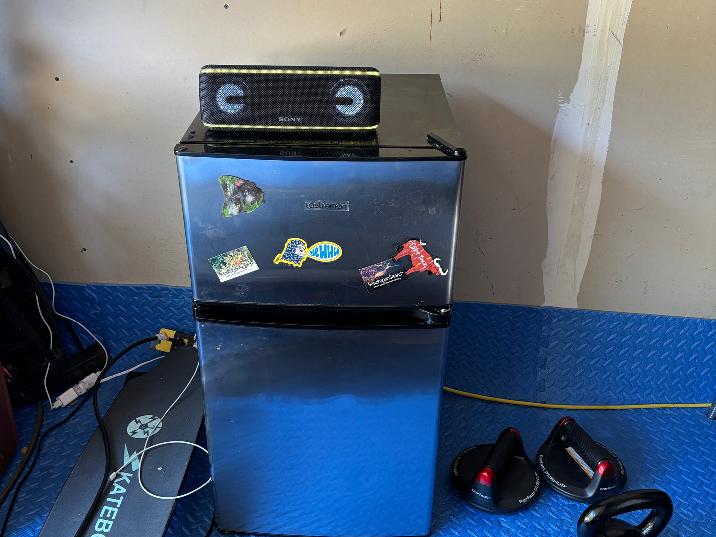 Vertical Primary Print