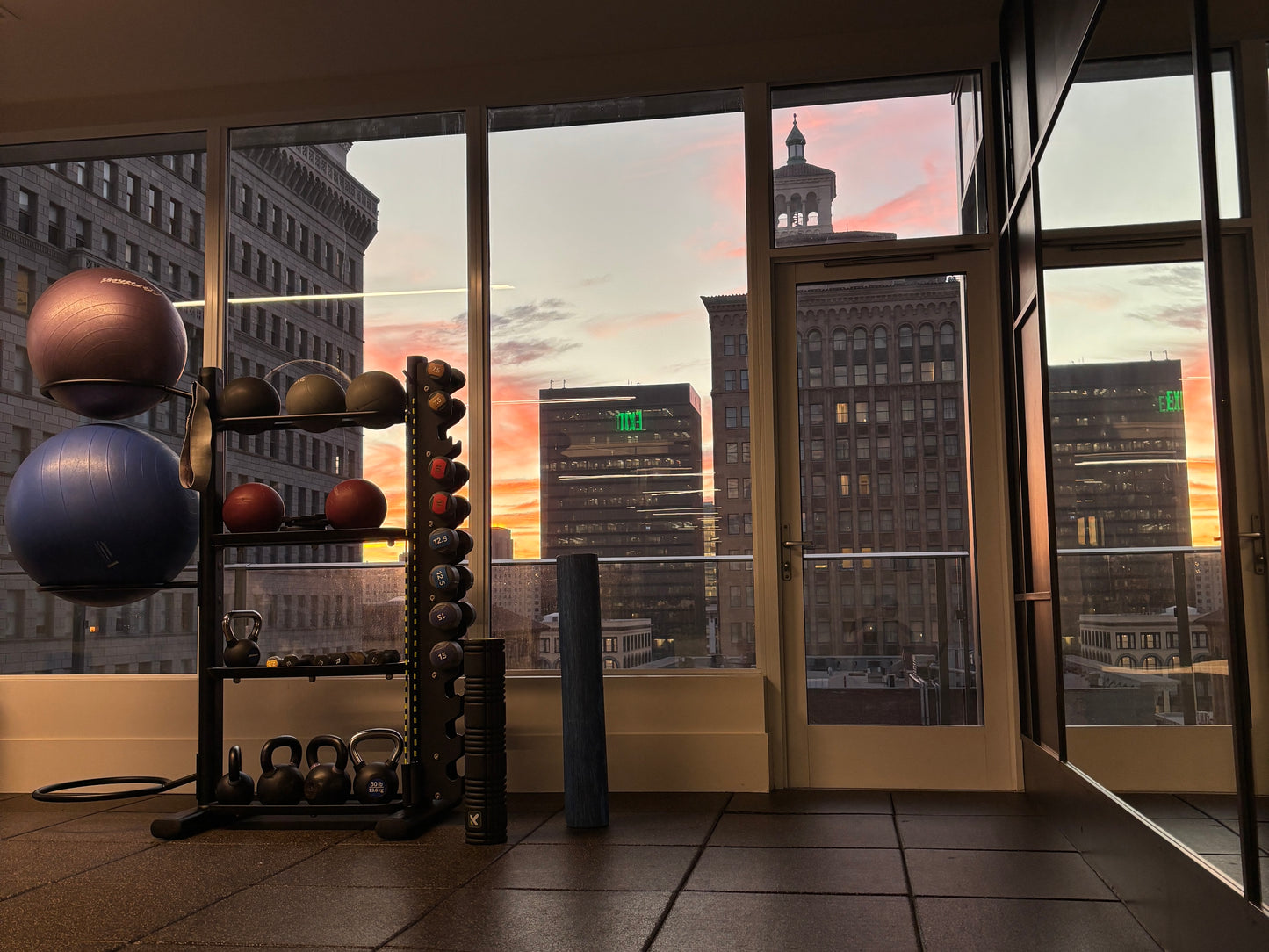 Vertical Primary Print