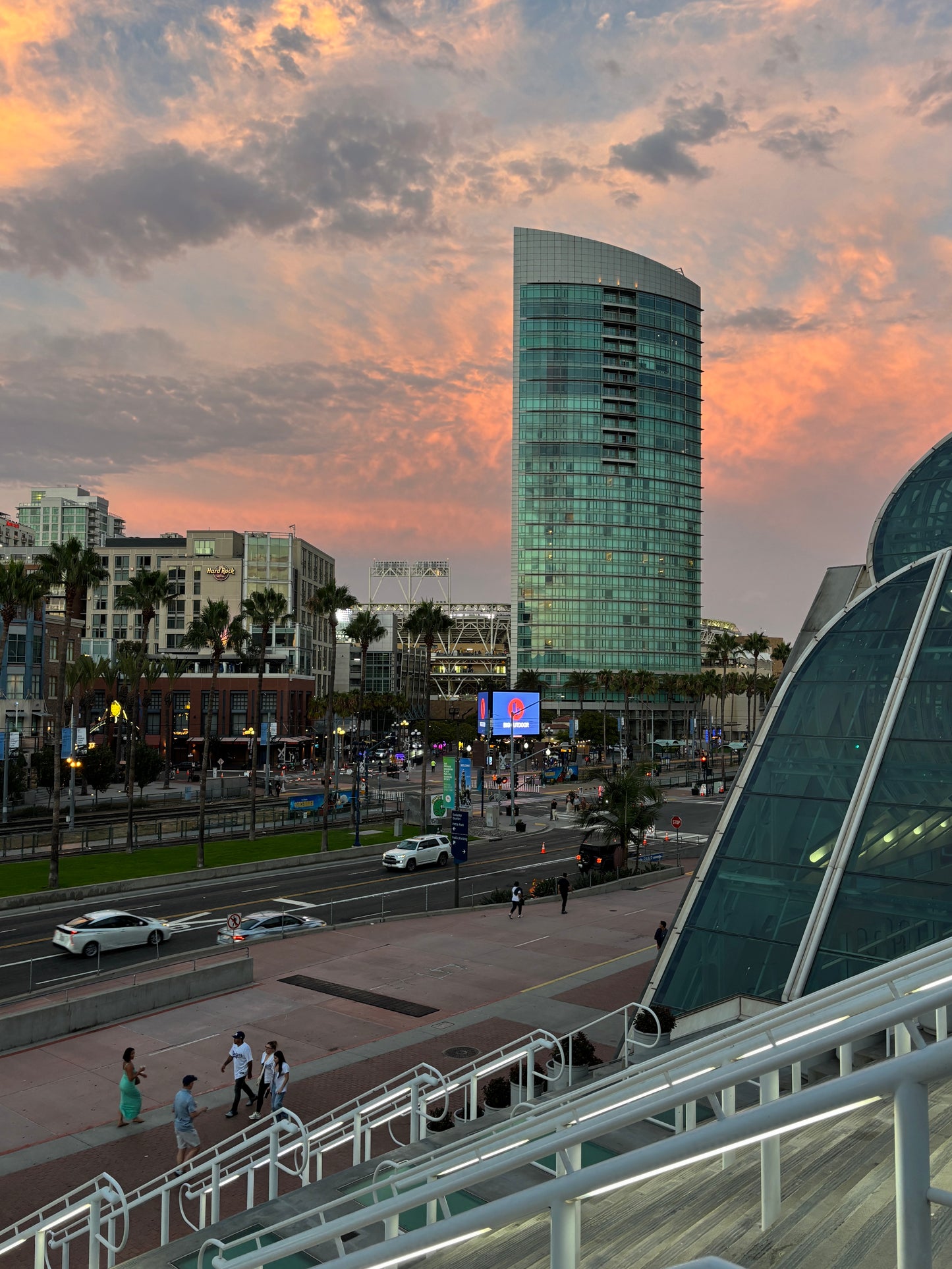 Vertical Primary Print